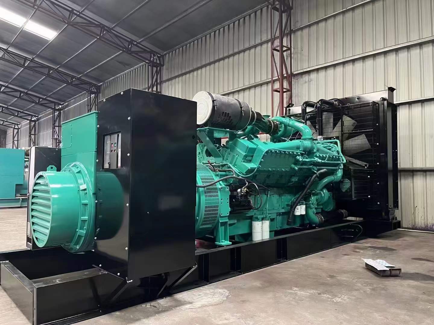 中江如何降低 800kW 柴油发电机输出电流的波动？