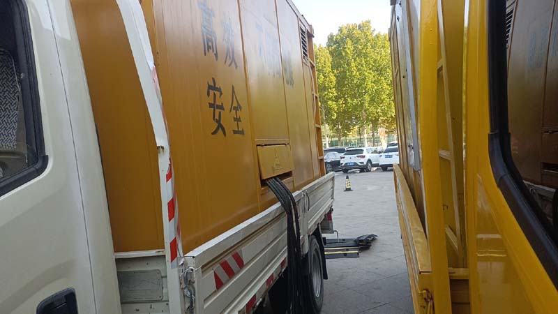 中江如何判断柴油发电机组和UPS电源的切换时间是否符合要求？