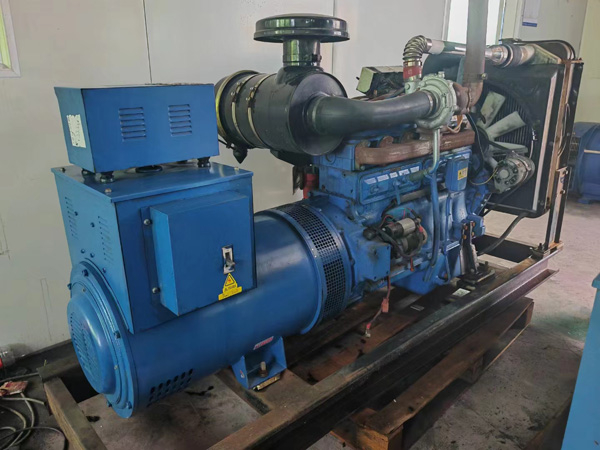 中江100kW柴油发电机组使用多级机油有哪些优缺点？